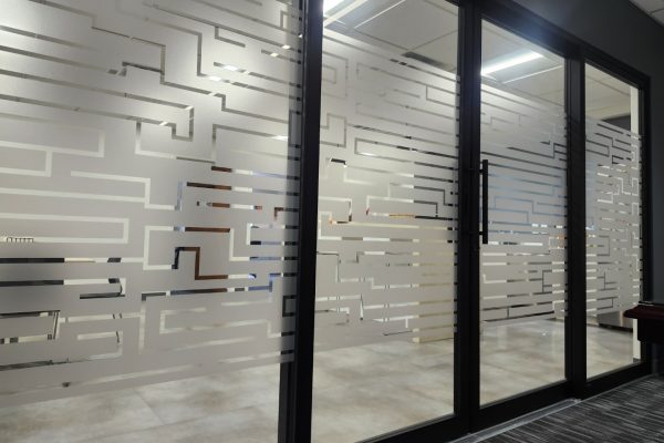 Design Electric_WindowFilm_Luxefrost_Interior_Corporate (2)